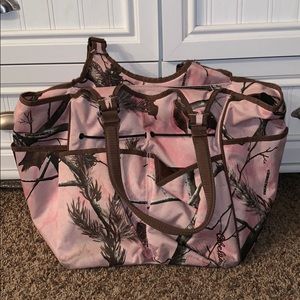 Cabela’s Realtree Camo Diaper Bag / Multiuse Bag